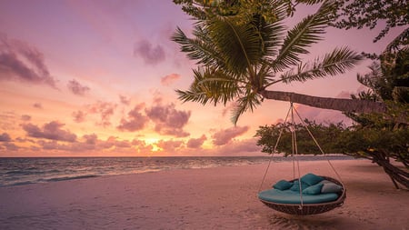 This One Thing Can Protect Your Vacation From Hurricane Risk